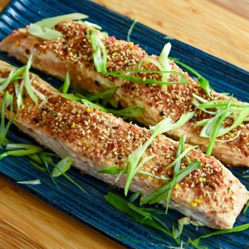 Uwajimaya | Furikake Salmon